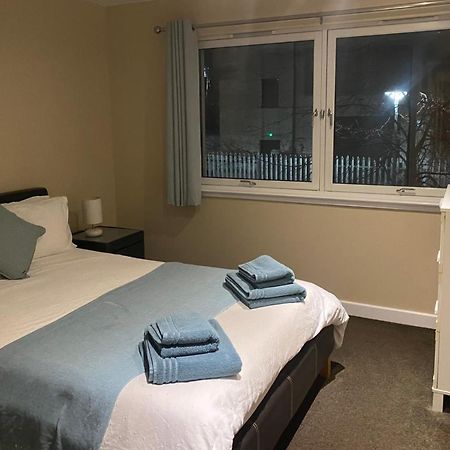 City Centre 2 Bedroom Apartment, Secure Parking. グラスゴー エクステリア 写真