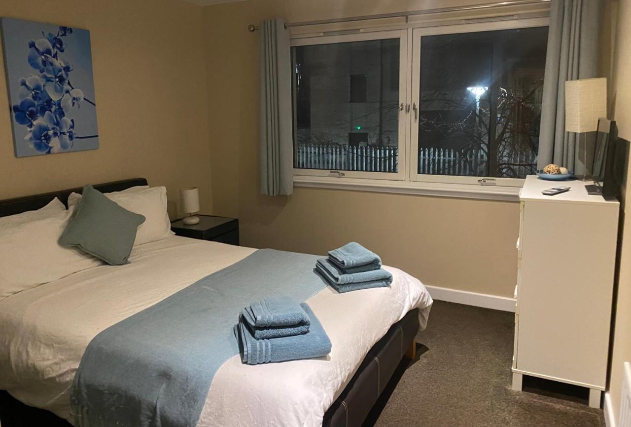City Centre 2 Bedroom Apartment, Secure Parking. グラスゴー エクステリア 写真